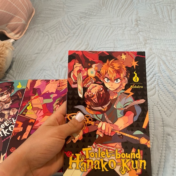 Toilet-bound Hanako-kun Manga Volumes 1-6 English edition - Picture 6 of 8